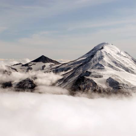 hora, sníh, mlha, kroupy Vronska - Dreamstime
